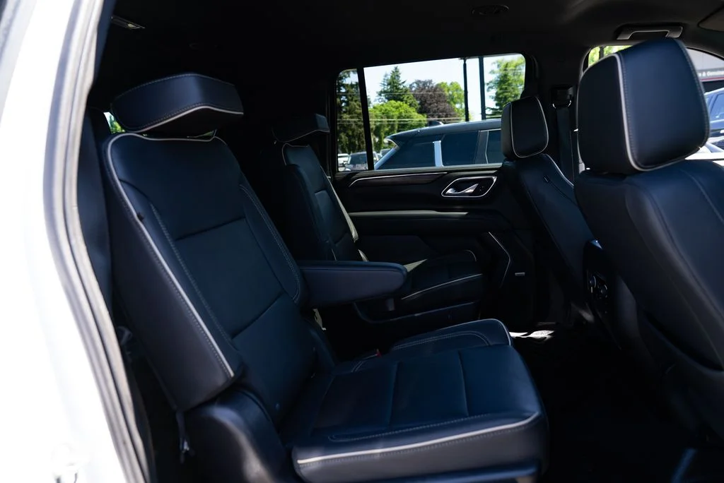 Used 2023 White Chevrolet Premier image 23