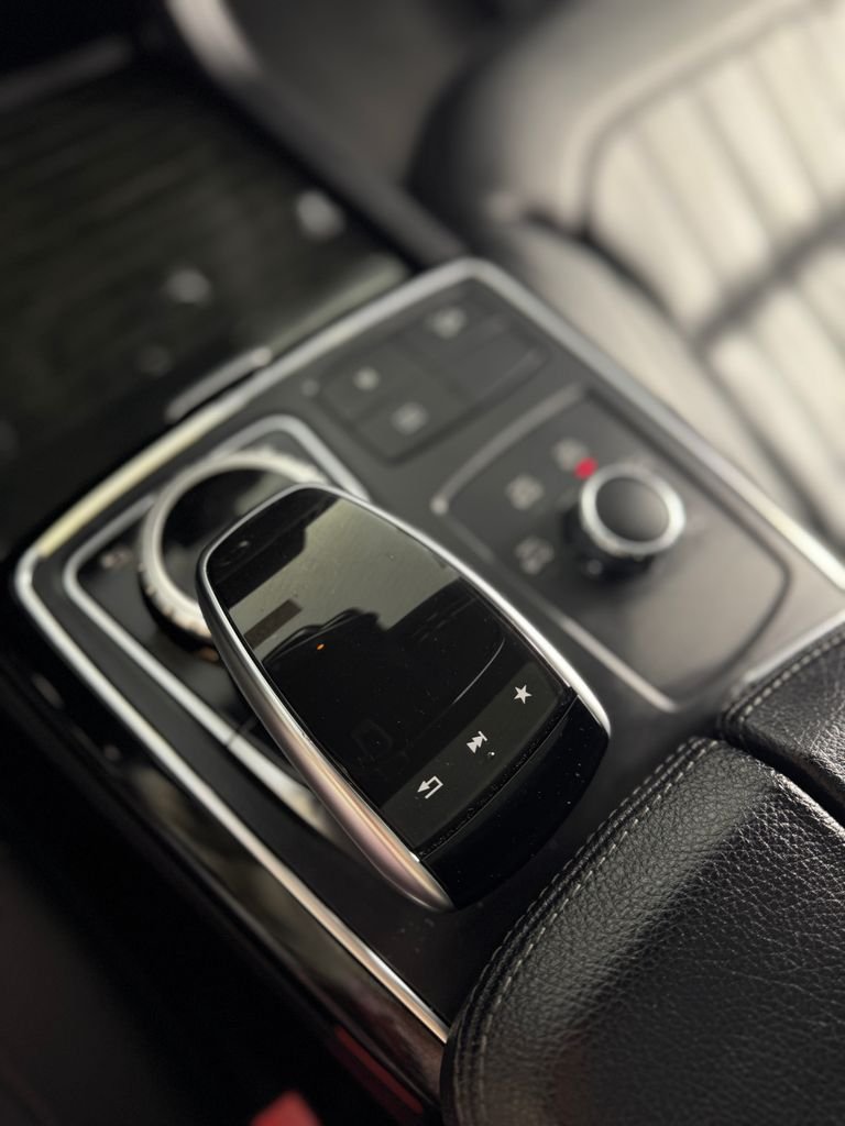 Used 2016 Black Mercedes-Benz GLE 350 image 19