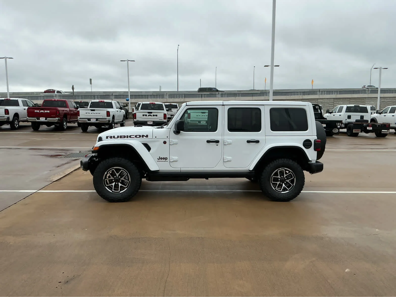 New 2026 Bright White Clearcoat Jeep Rubicon image 10