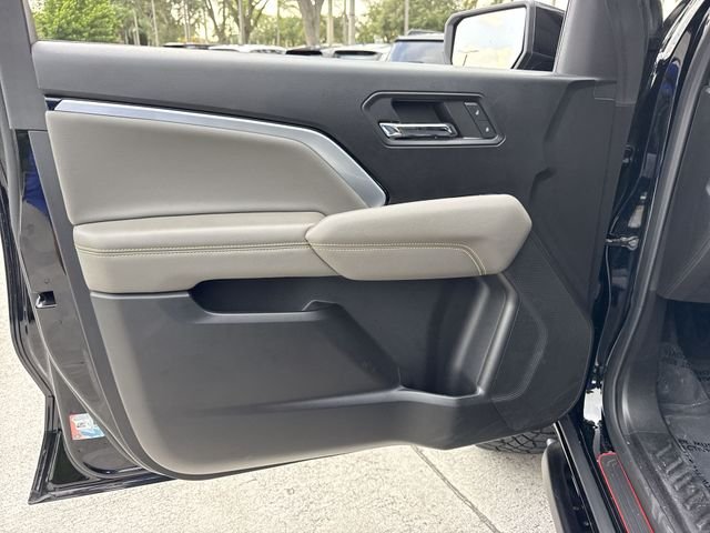 2024 Chevrolet Colorado ZR2 - Photo 13