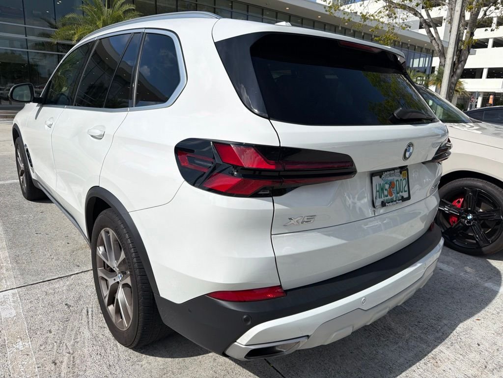 Certified Used 2024 Alpine White BMW sDrive40i image 5