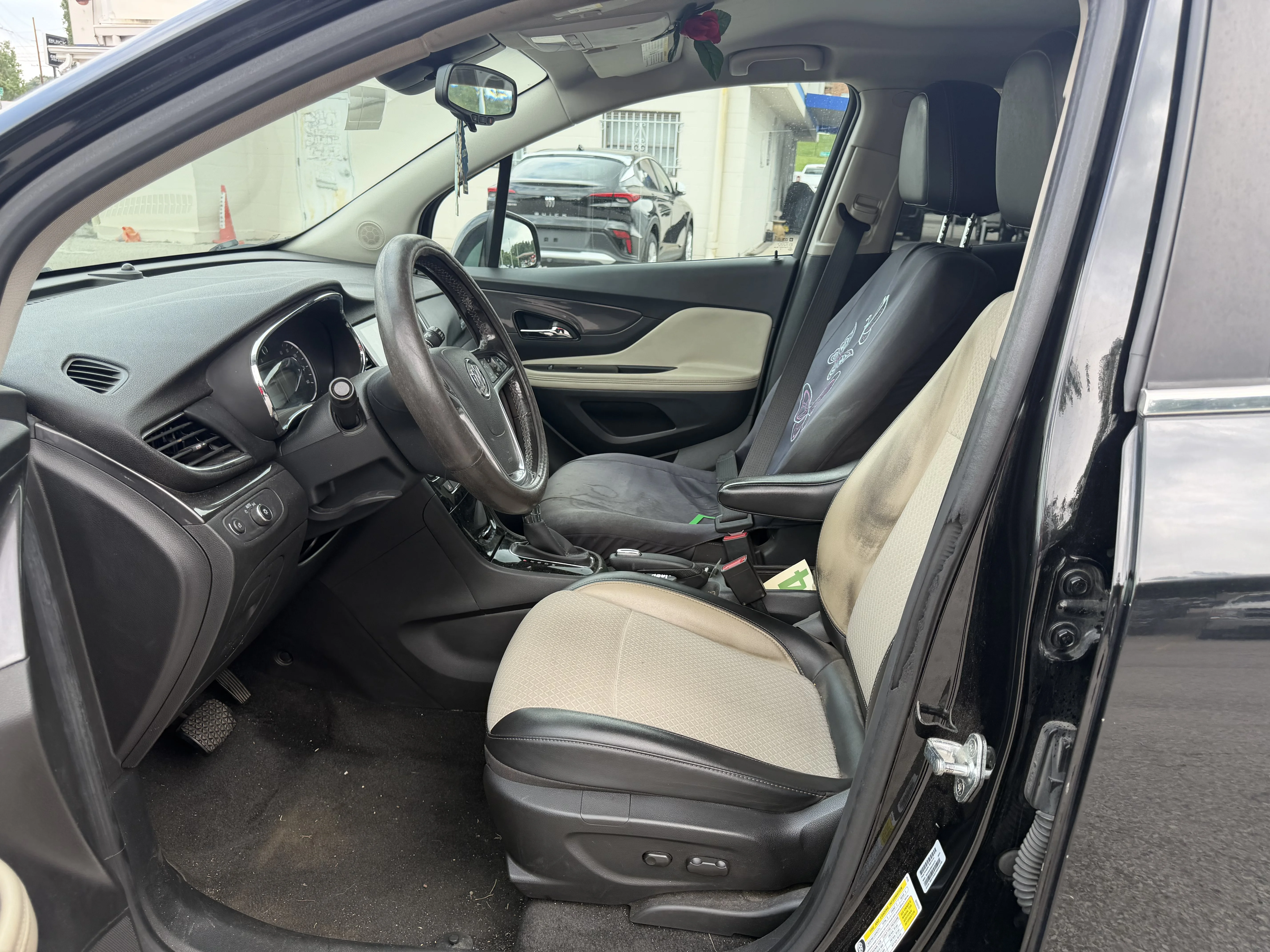 Used 2019 Ebony Twilight Metallic Buick Preferred image 12