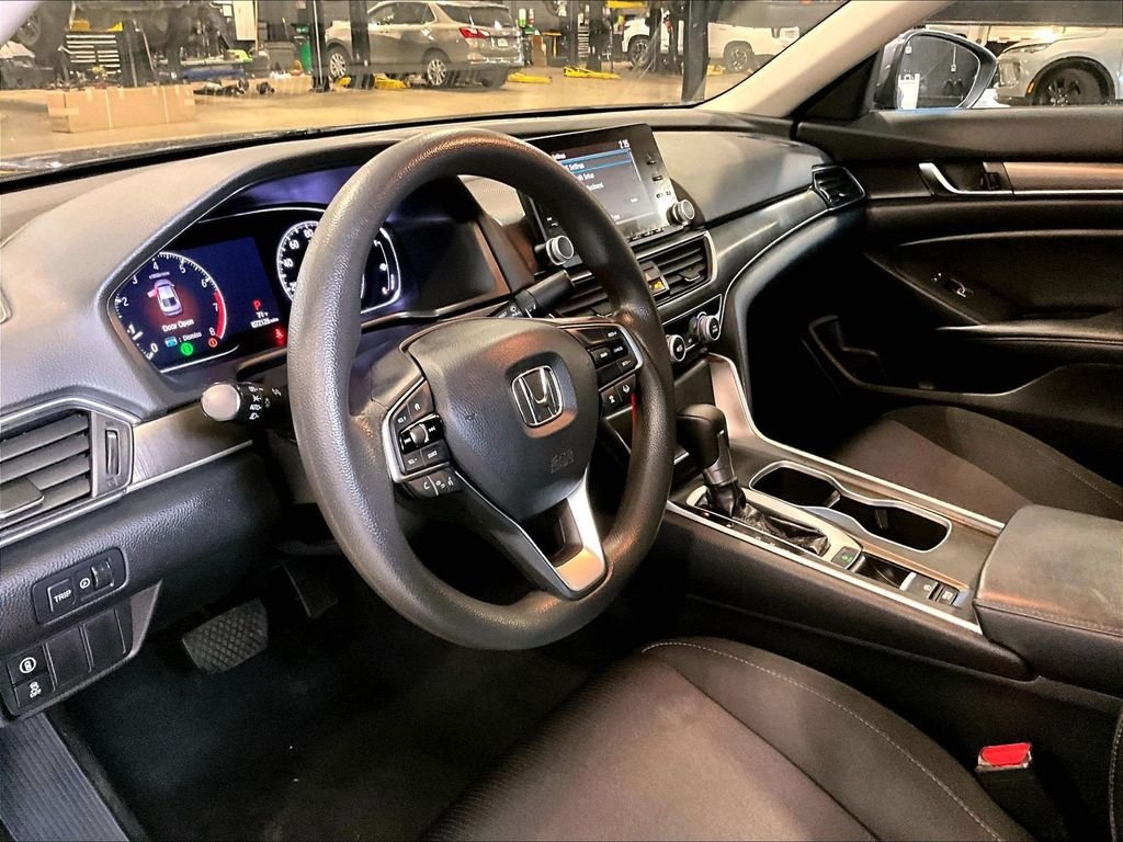 Used 2018 Gray Honda LX image 8