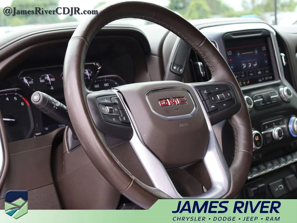 Used 2019 White GMC SLT image 24