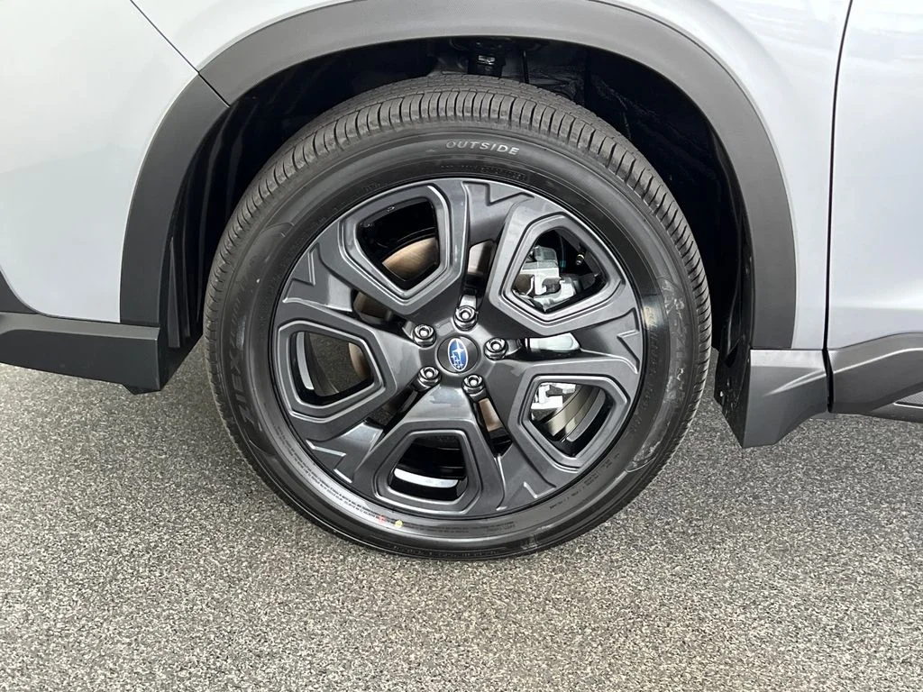 New 2026 ICE SILVER METALLIC Subaru Onyx Edition Touring 7-Passenger image 28