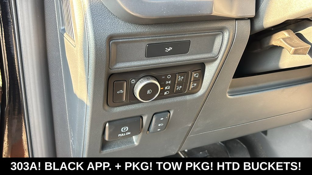 New 2026 Agate Black Metallic Ford XLT image 11