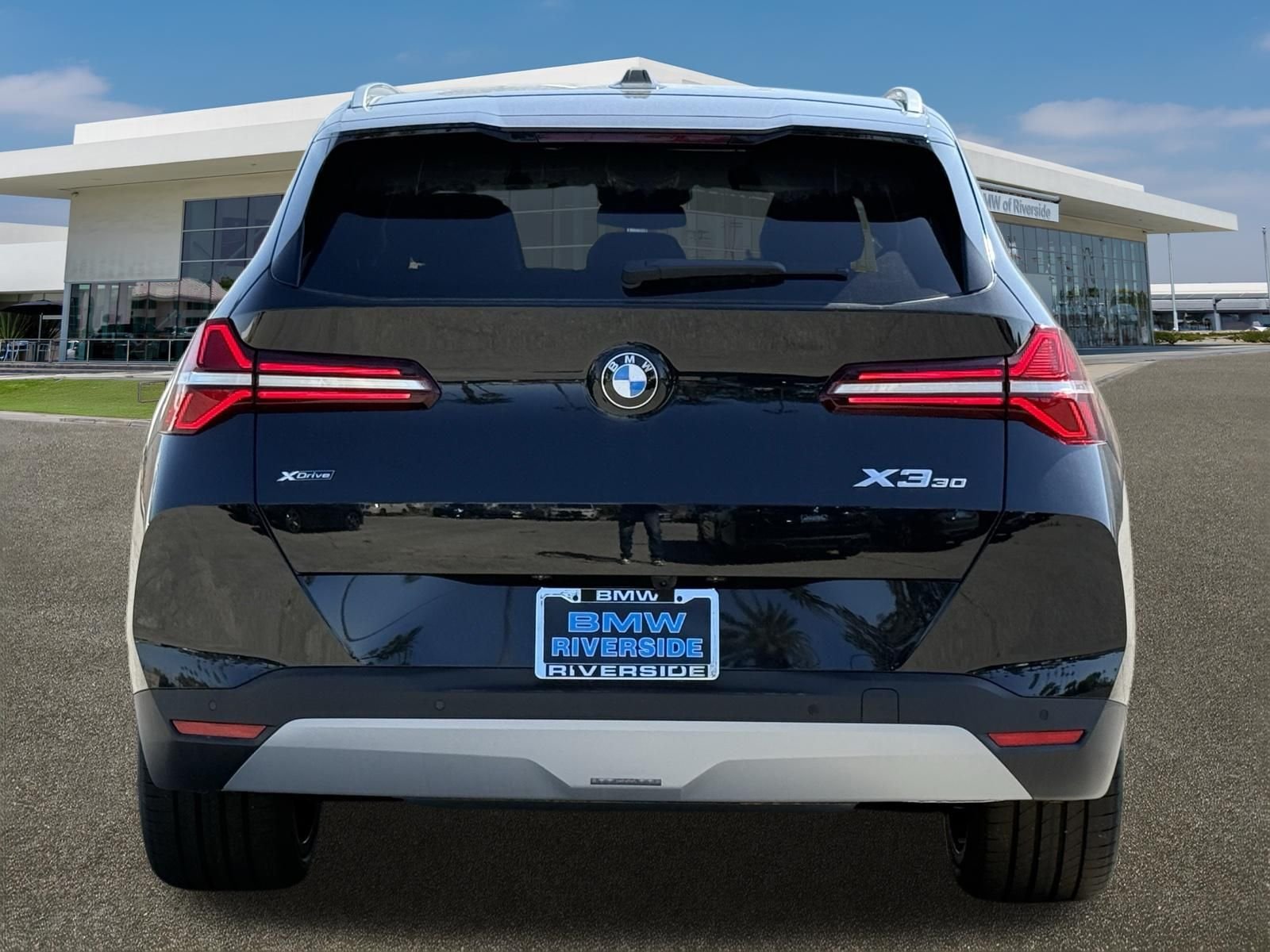New 2026 Black Sapphire Metallic BMW 30 xDrive image 9
