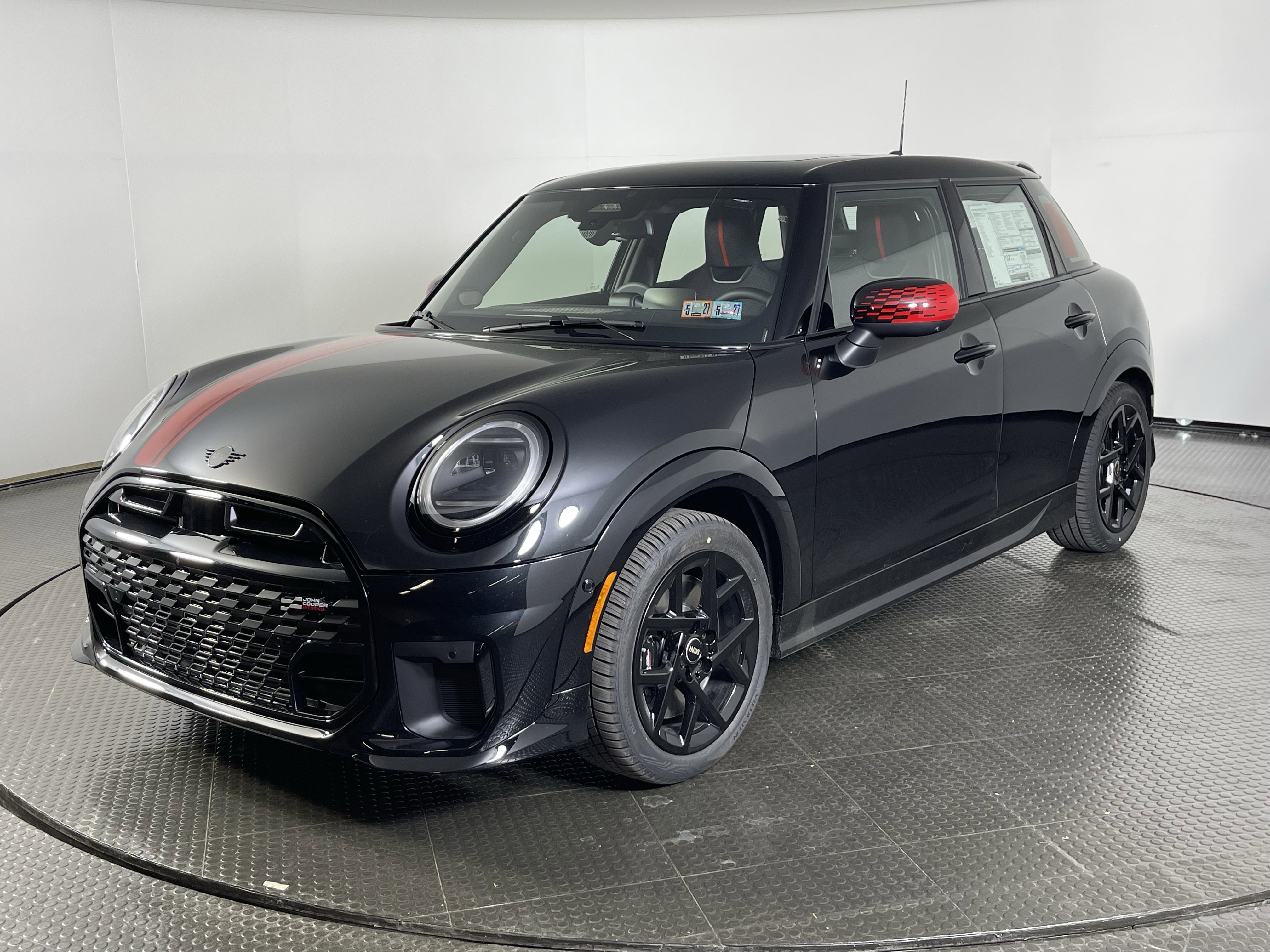 2026 MINI Hardtop Cooper S's photo