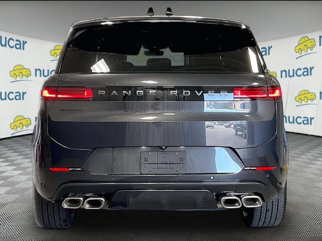 Used 2025 Gray Land Rover Dynamic SE image 3