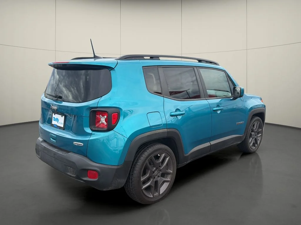 Used 2021 Teal Jeep Latitude image 7