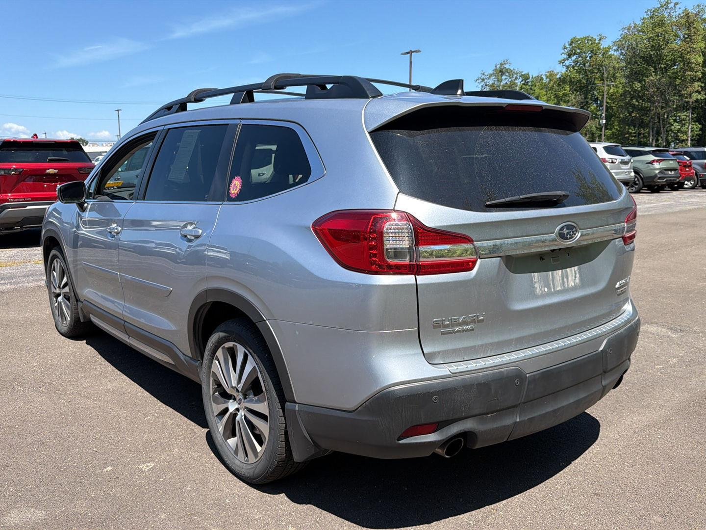 Used 2020 Ice Silver Metallic Subaru Limited image 10