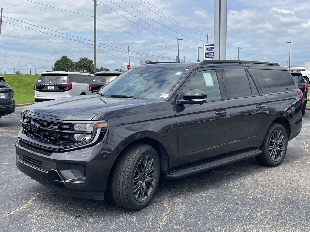 New 2026 Dark Matter Gray Metallic Ford Platinum image 7