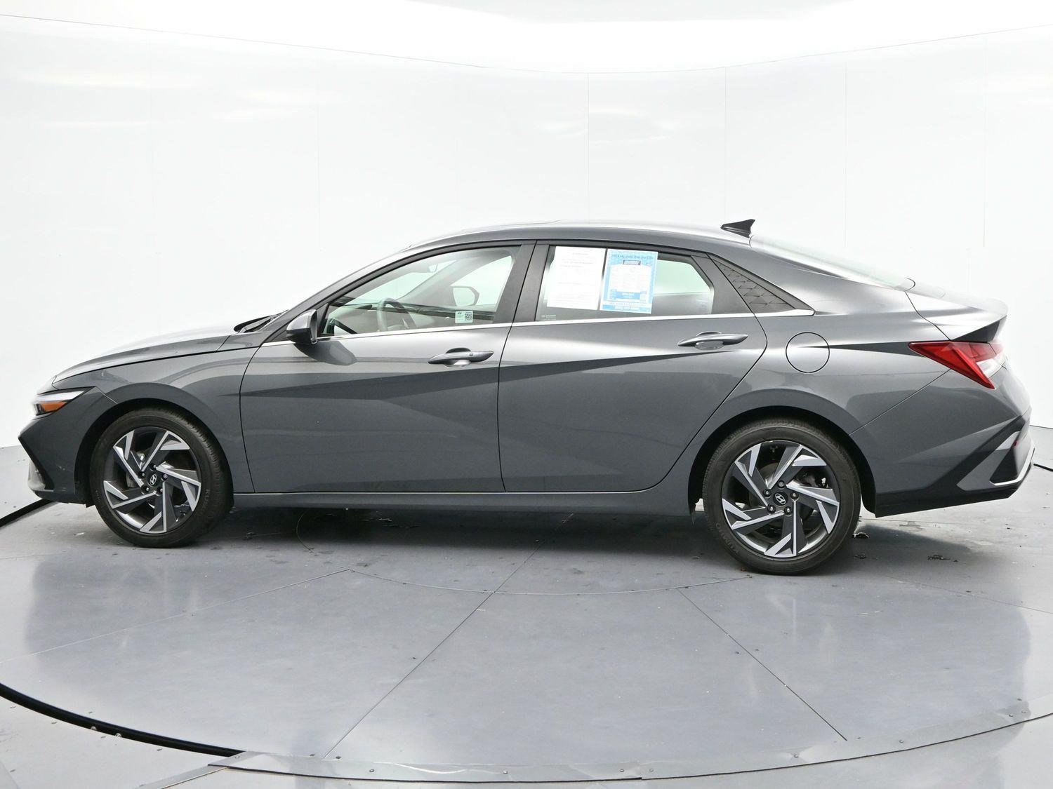 Used 2024 Ecotronic Gray Hyundai SEL image 4