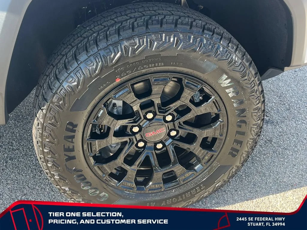 New 2026 Summit White GMC Elevation image 21