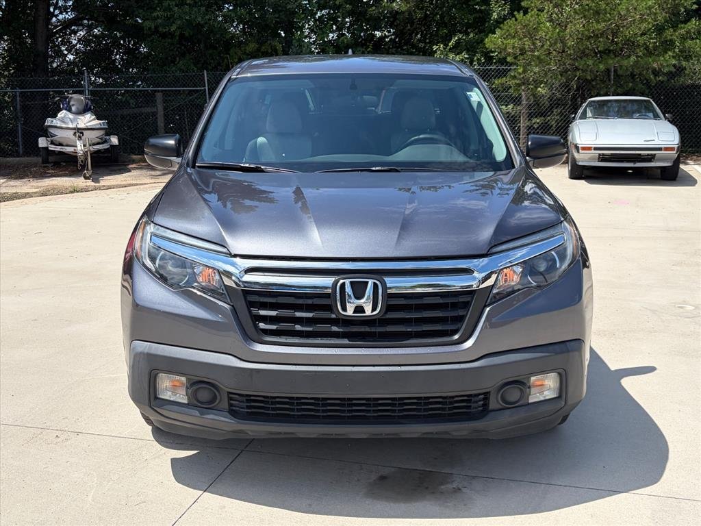 Used 2017 Modern Steel Metallic Honda RT image 6