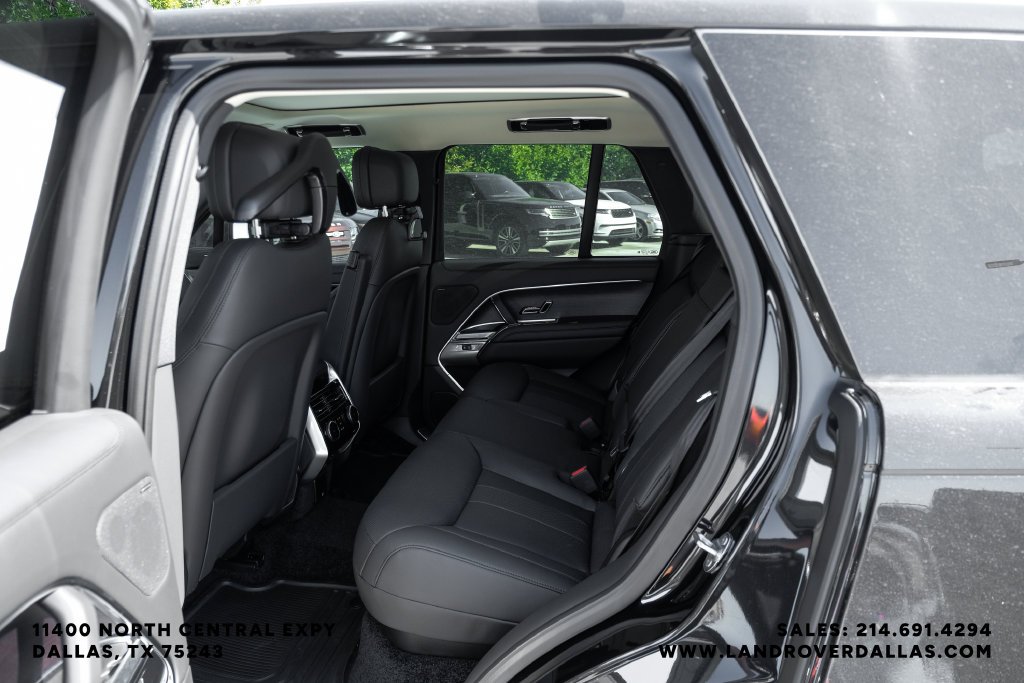 New 2027 Santorini Black Metallic Land Rover SE image 46