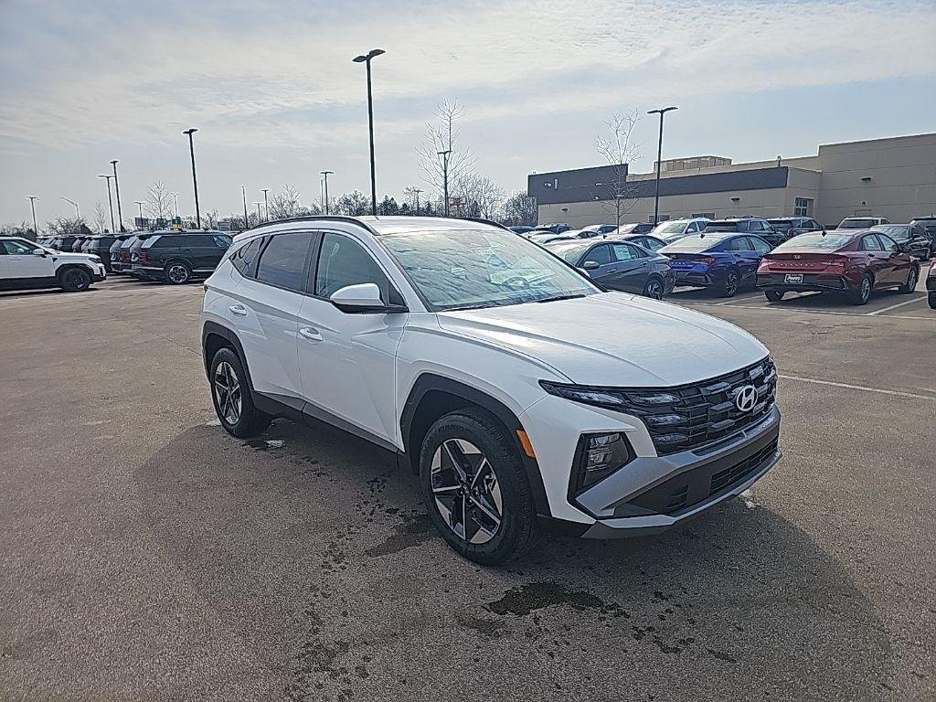 New 2026 White Hyundai SEL AWD image 7