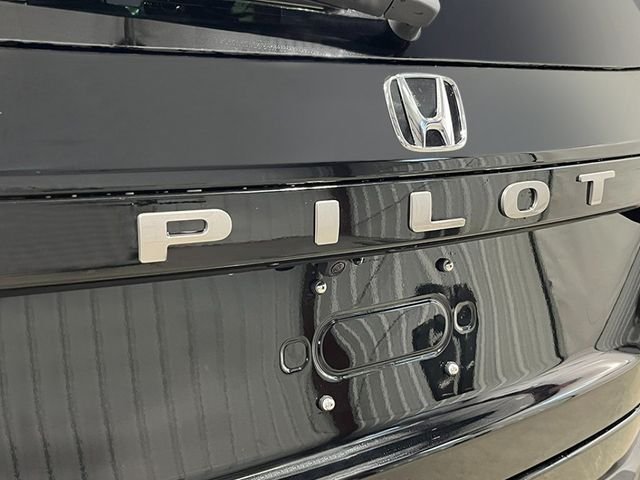 New 2026 Crystal Black Pearl Honda EX-L image 6