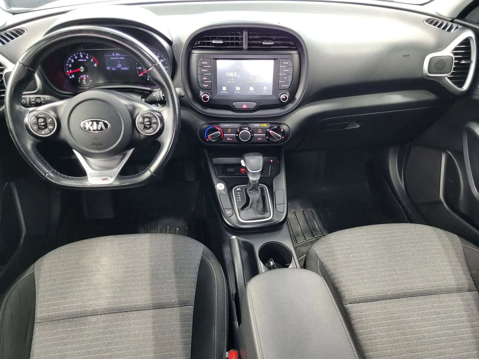 Used 2020 White Kia GT-Line image 26