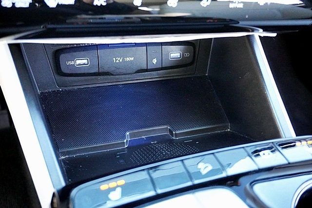 Used 2023 Blue Hyundai SEL Convenience image 31