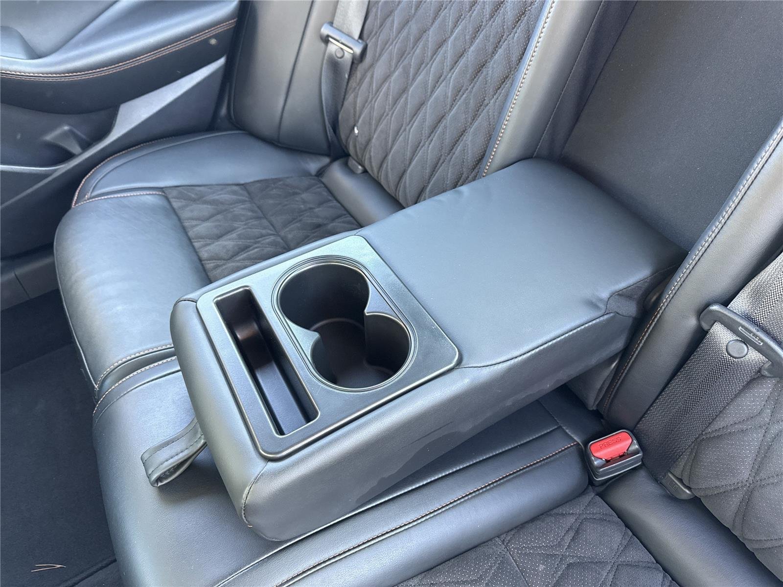 2023 Nissan Maxima SR - Photo 21