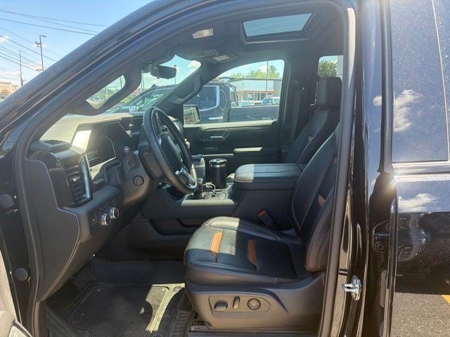 Used 2023 Onyx Black GMC AT4 image 10