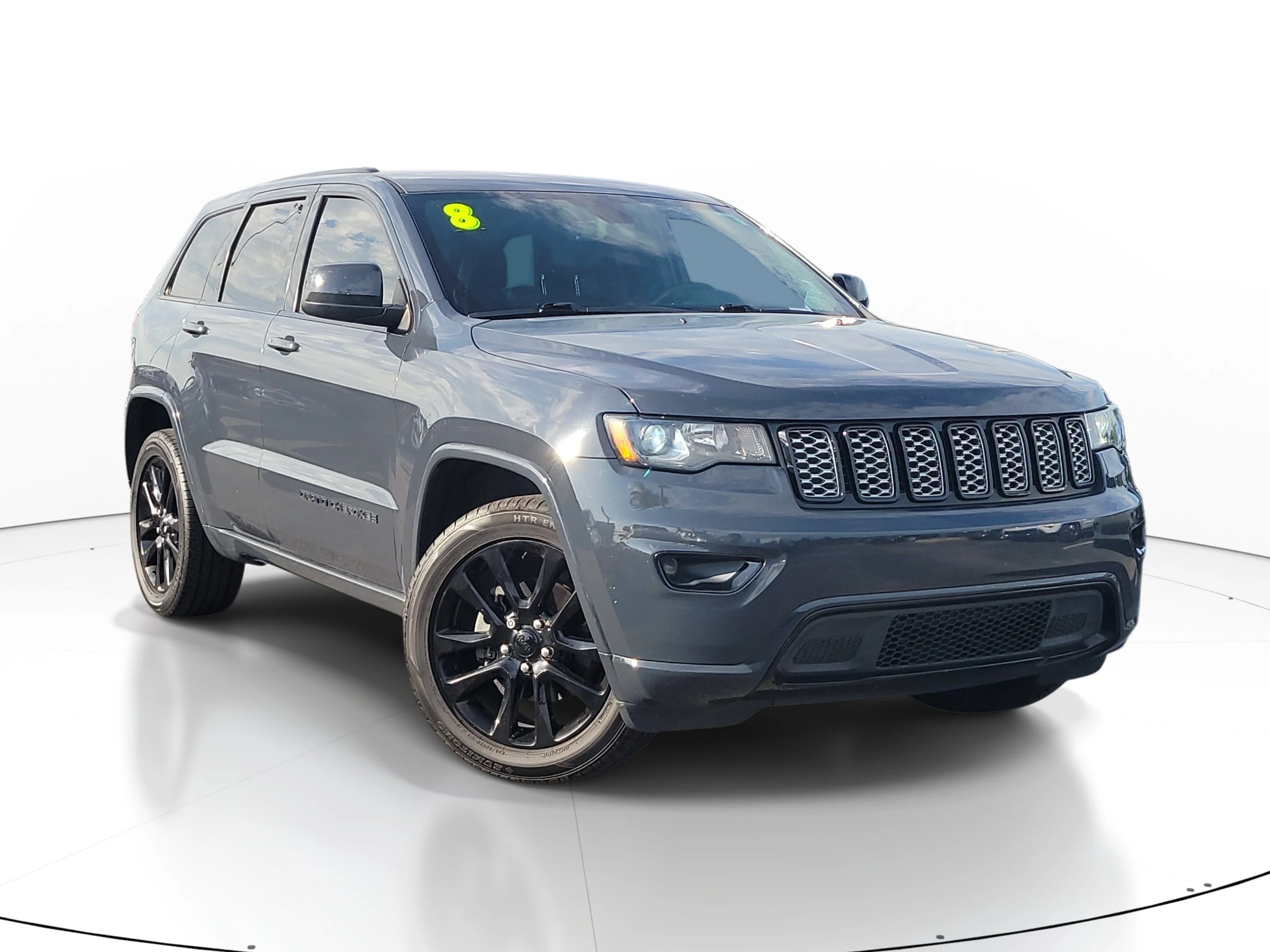 Used 2018 Rhino Clearcoat Jeep Altitude image 1