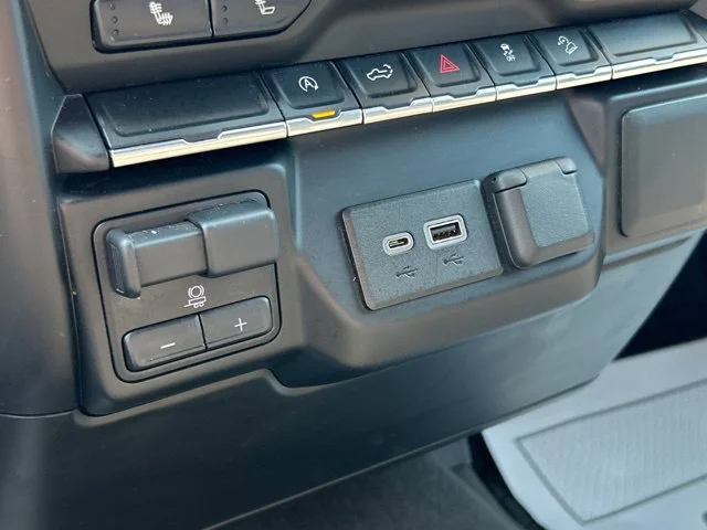 2019 Chevrolet Silverado 1500 RST - Photo 41