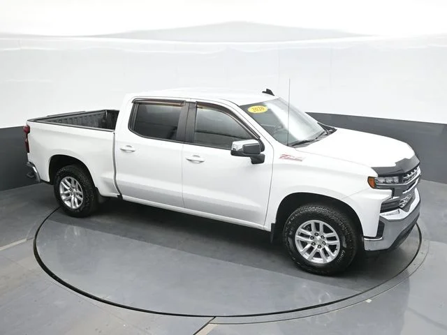 Used 2020 White Chevrolet LT image 15