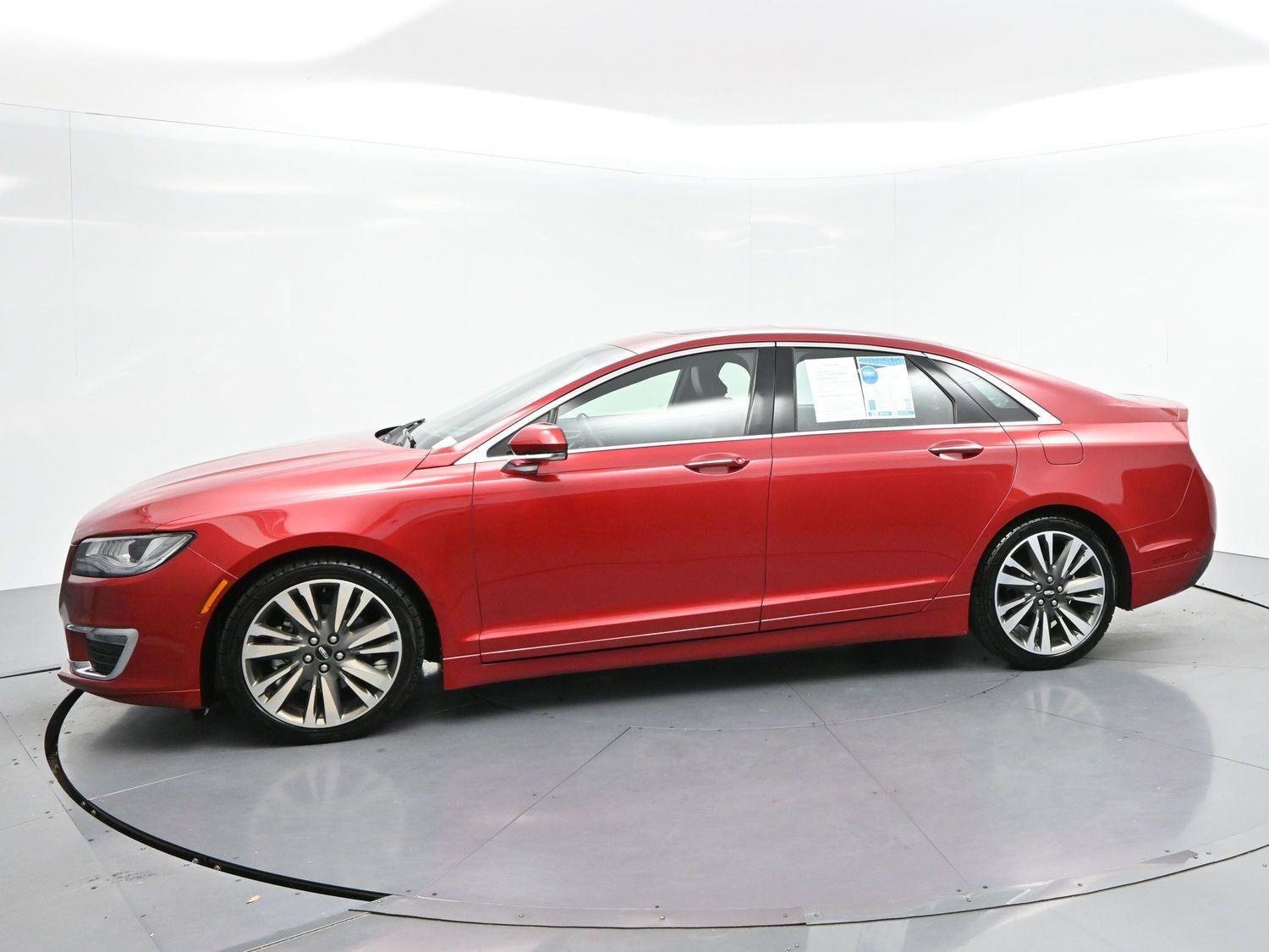 Used 2020 Red Carpet Metallic Tinted Clearcoat Lincoln Reserve image 3