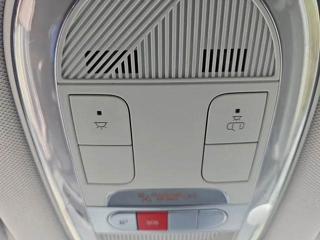 Used 2023 Gray Hyundai SEL image 26