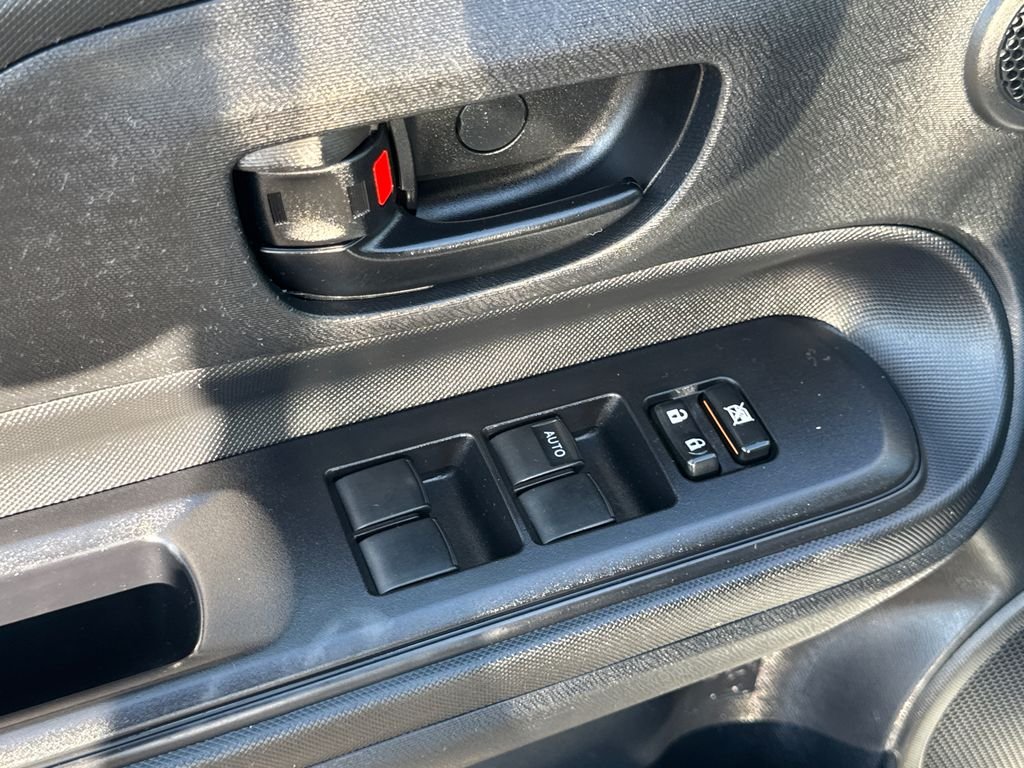 Used 2018  Toyota One image 28