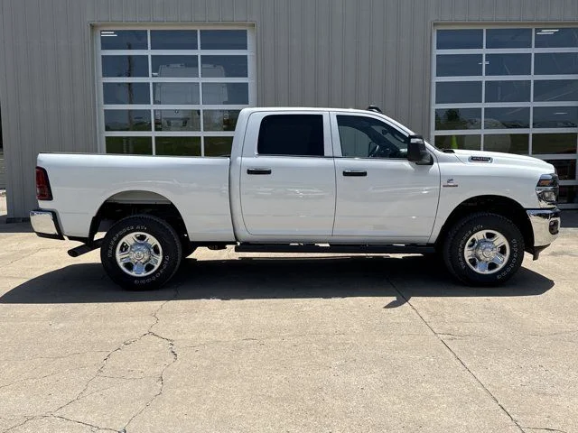 New 2026 Bright White Clear-Coat Exterior Paint RAM Tradesman image 2