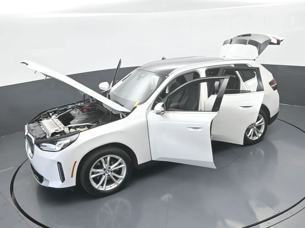 2025 BMW X3 30 - Photo 71