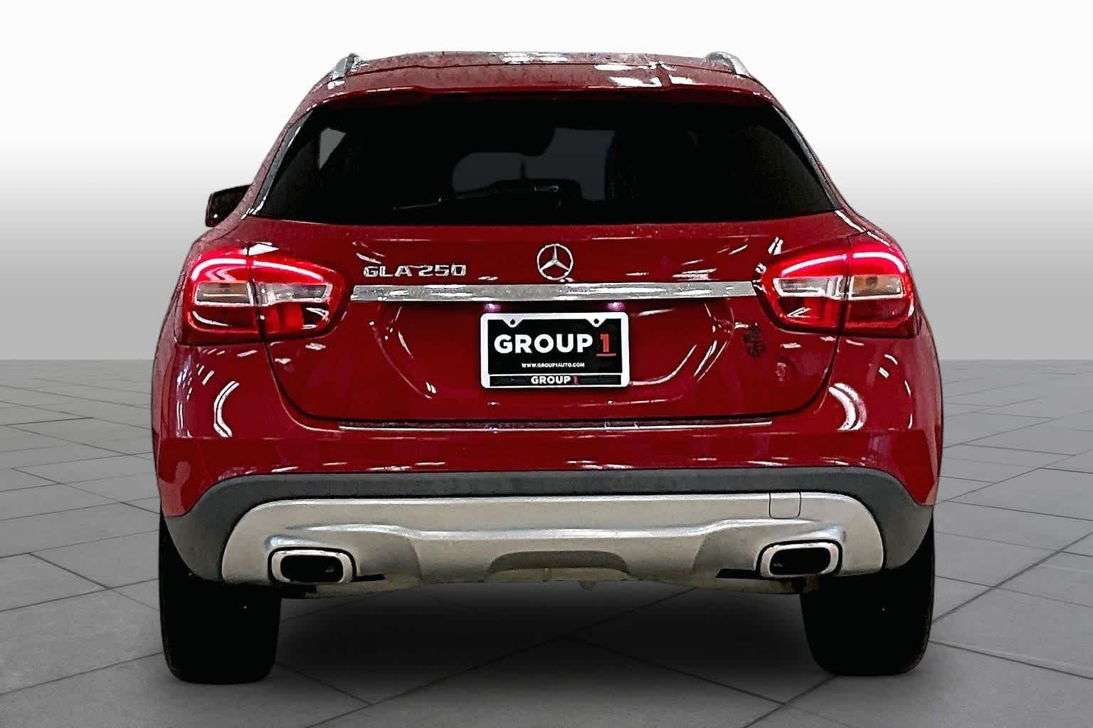 Used 2015 Jupiter Red Mercedes-Benz GLA 250 image 4