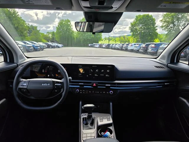 New 2026 Glacial White Pearl Kia EX image 18