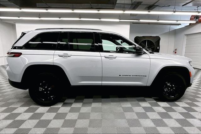2024 Jeep Grand Cherokee Altitude - Photo 15