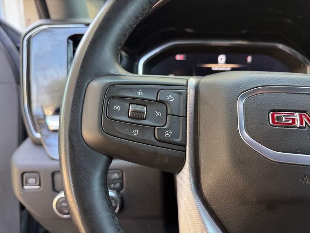 Used 2025 Silver GMC SLT image 24