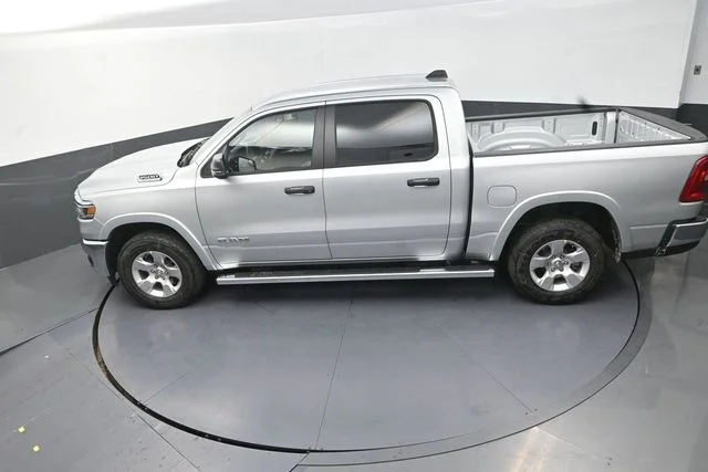 New 2026 Silver Zynith Exterior Paint RAM Big Horn/Lone Star image 14