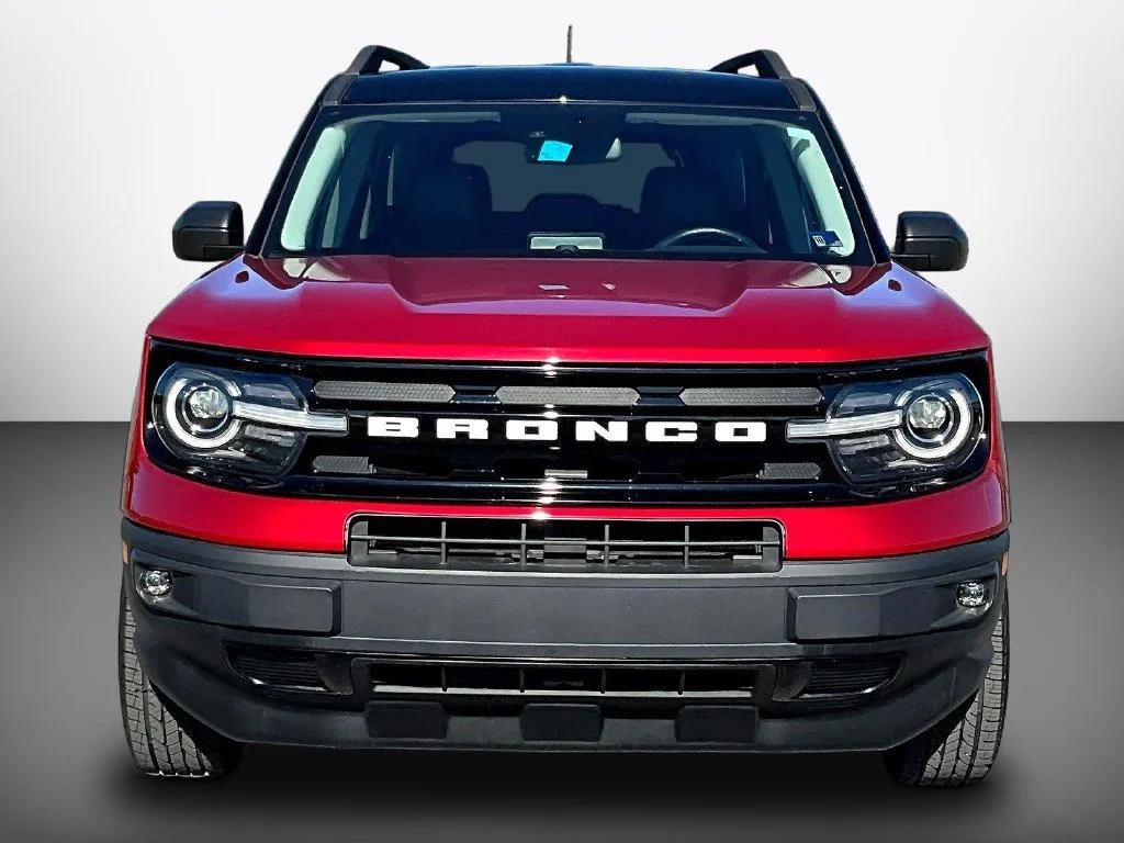 Used 2021 Red Ford Outer Banks image 2
