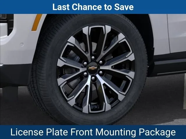New 2025 Iridescent Pearl Tricoat Chevrolet High Country image 10