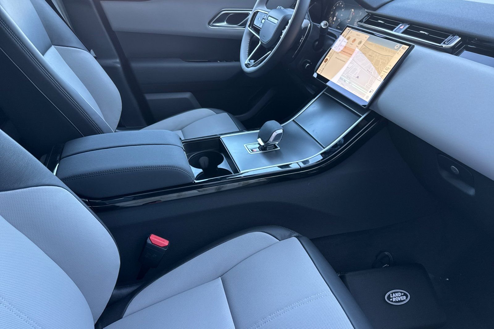 New 2026 Zadar Grey Land Rover S image 17