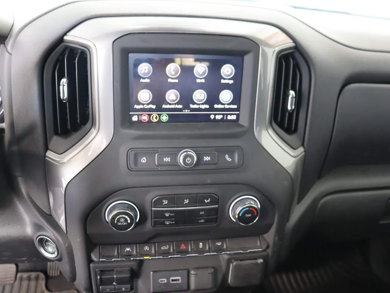 2026 Chevrolet Silverado 1500 Custom - Photo 12