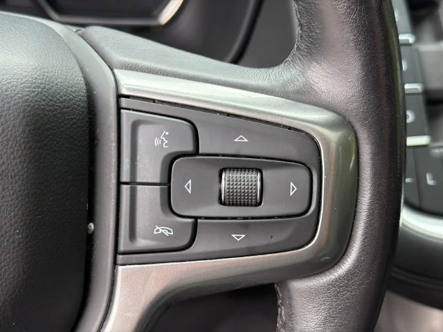 Used 2021 SATIN STEEL METALLIC Chevrolet LT image 26