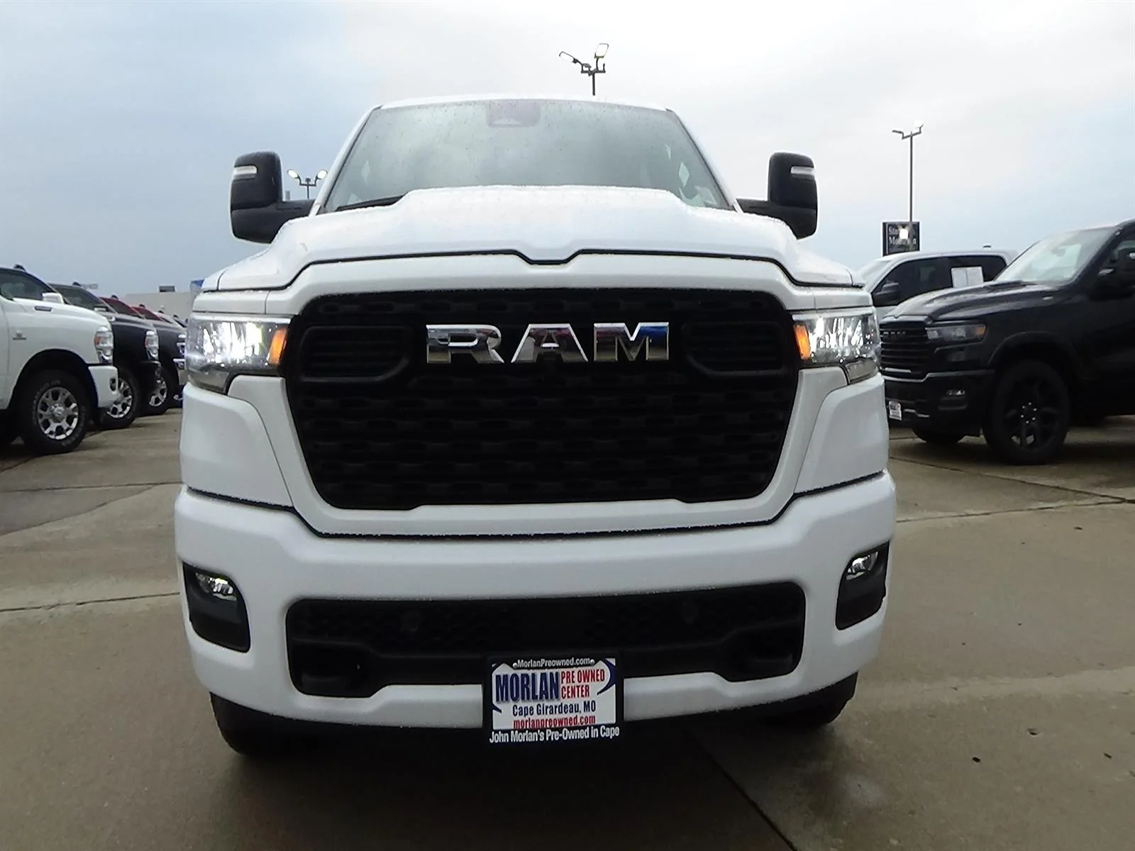 Used 2025 Bright White Clear Coat (pw7) RAM Big Horn image 3