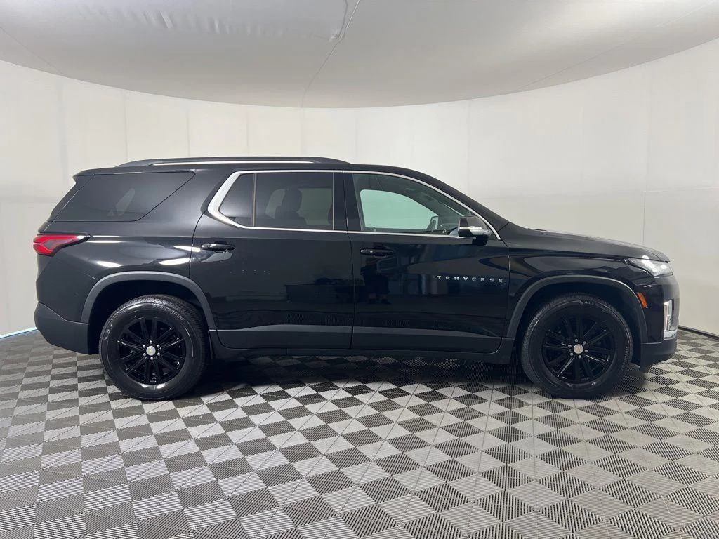 Used 2023 Mosaic Black Metallic Chevrolet LT Cloth image 26