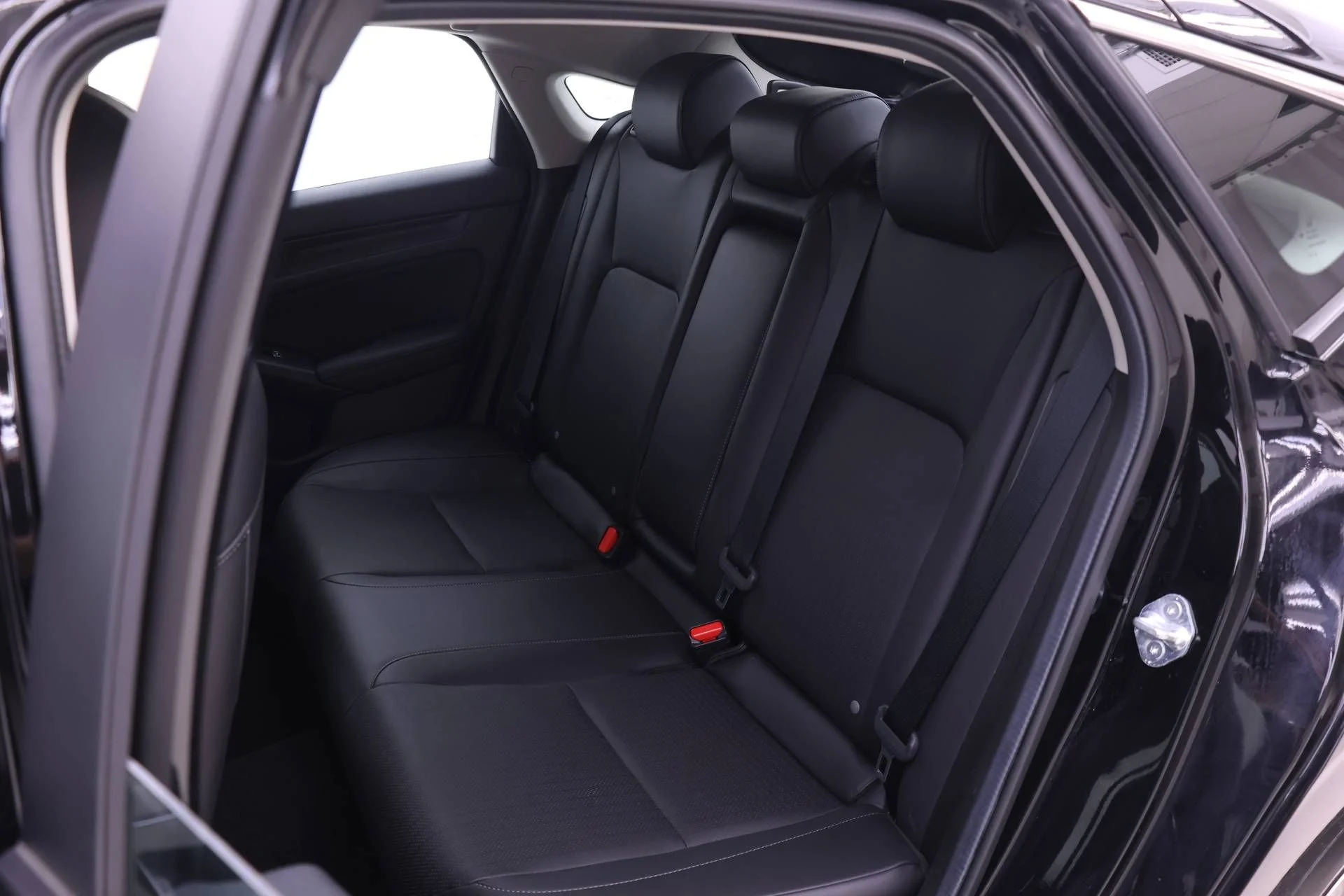 2024 Honda Civic Hatchback EX-L - Photo 10