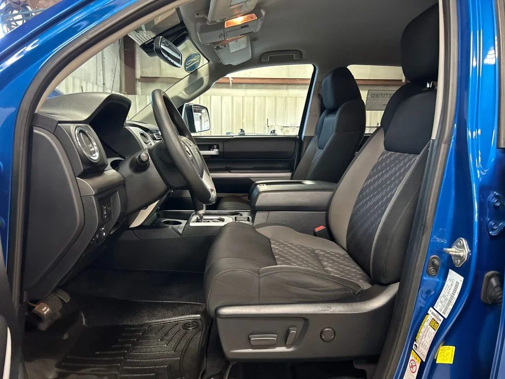 Certified Used 2018 Blue Toyota SR5 image 13
