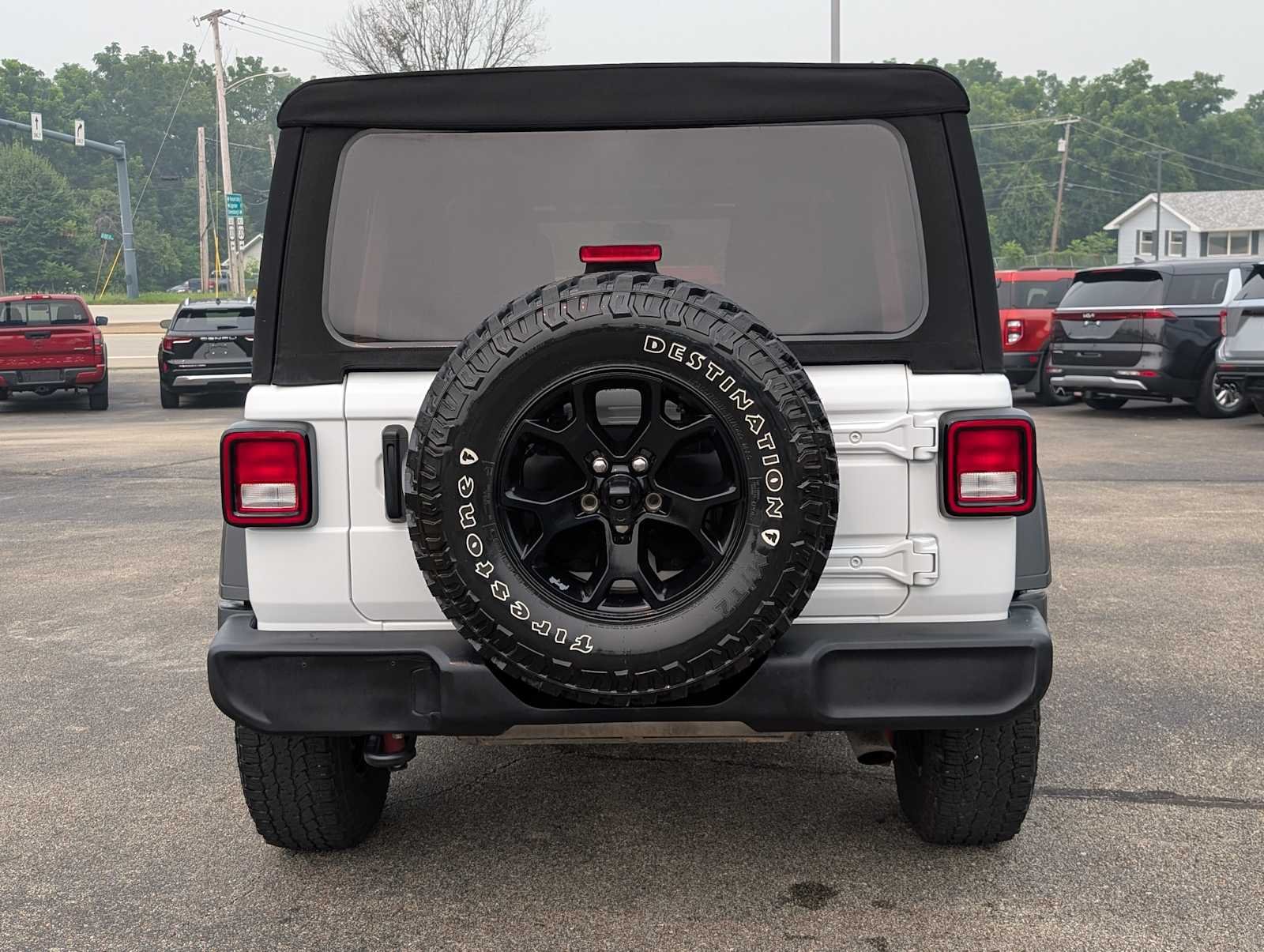Used 2022 Bright White Clearcoat Jeep Unlimited Willys image 10