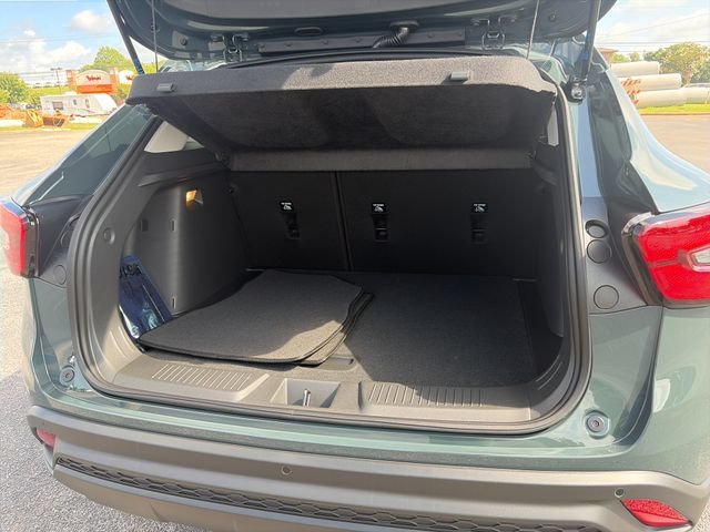 2026 Chevrolet Trax LT - Photo 28